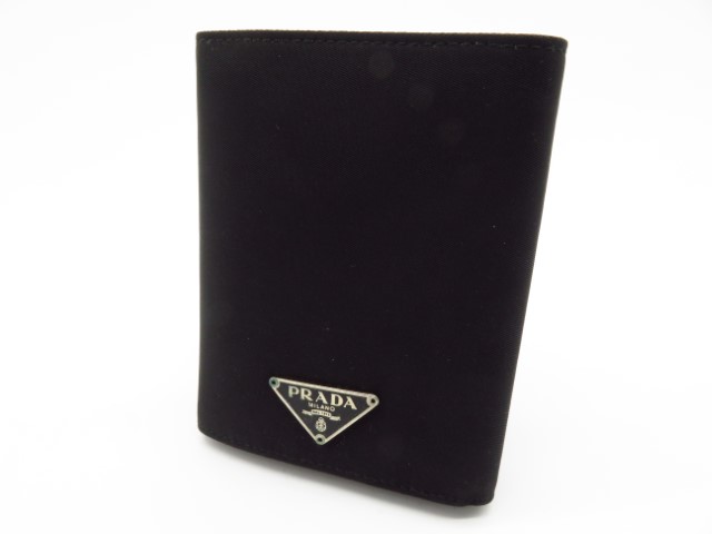 プラダ　財布